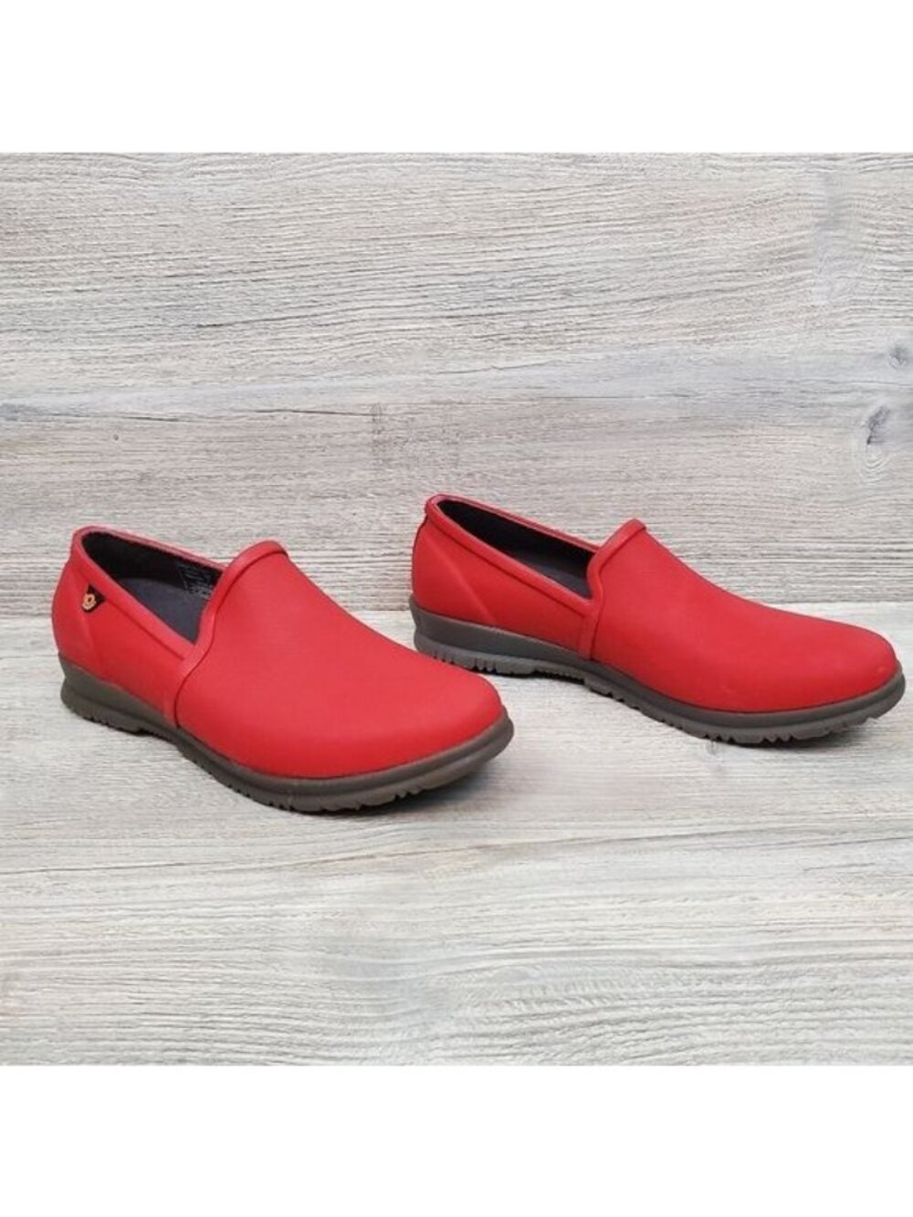 Bogs Sweet Pea women's slip-on clogs, red